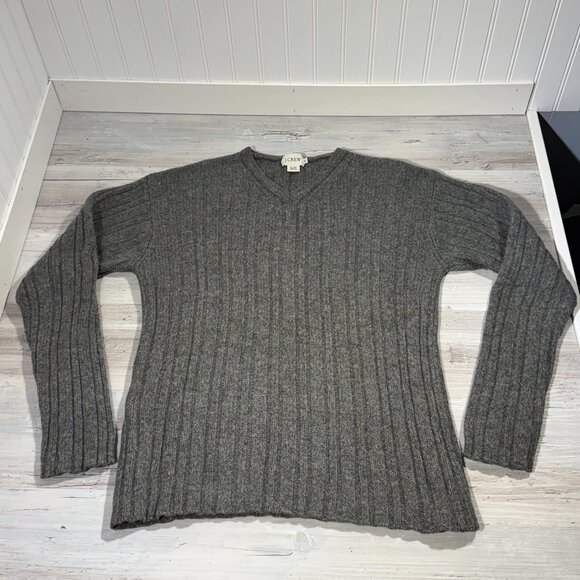 Vintage J. Crew 100% Wool Sweater Sz Med Grey‎ Ribbed V-Neck Hiking Camping Ski - Picture 1 of 7